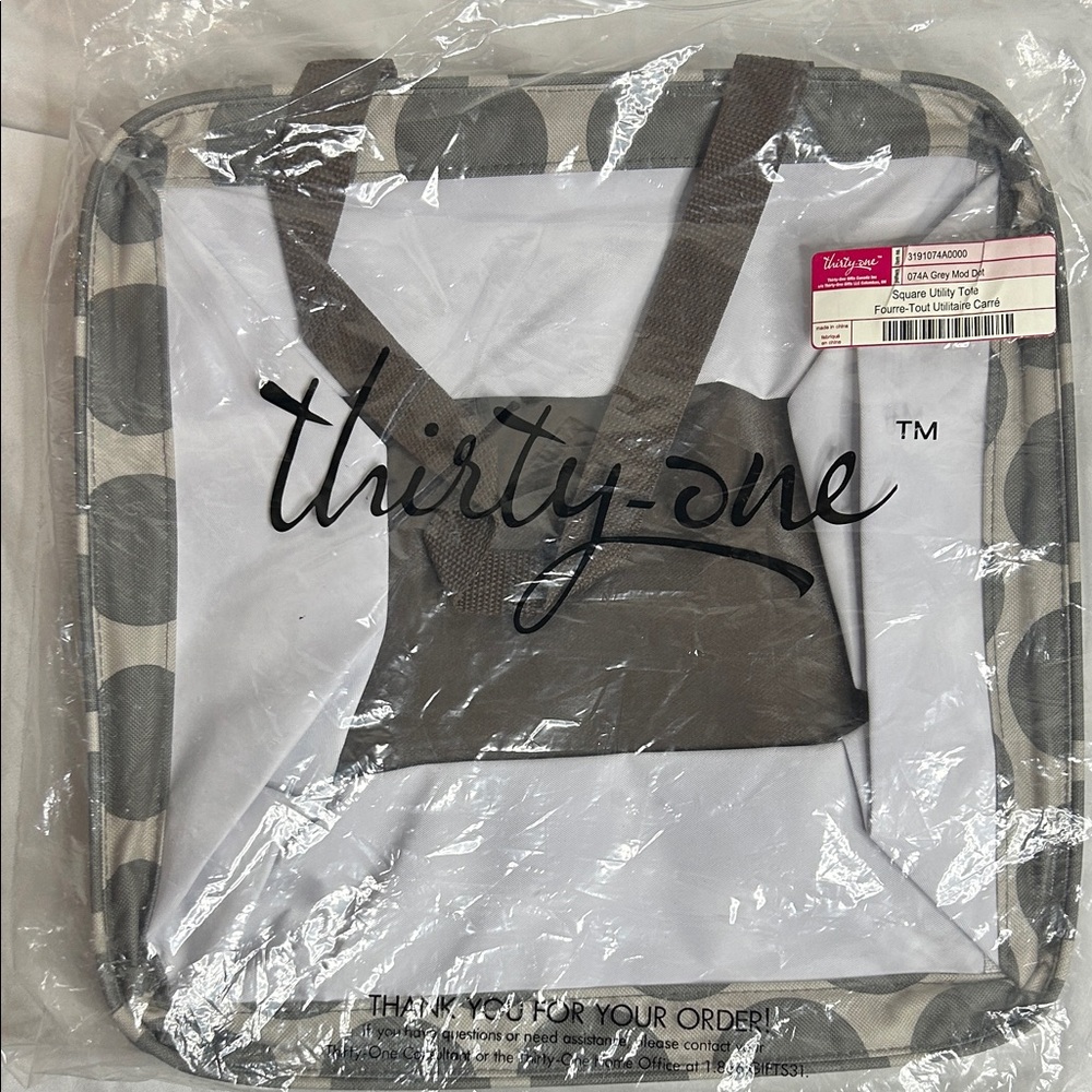 Thirty-One Polka Dot Tote in Gray and White